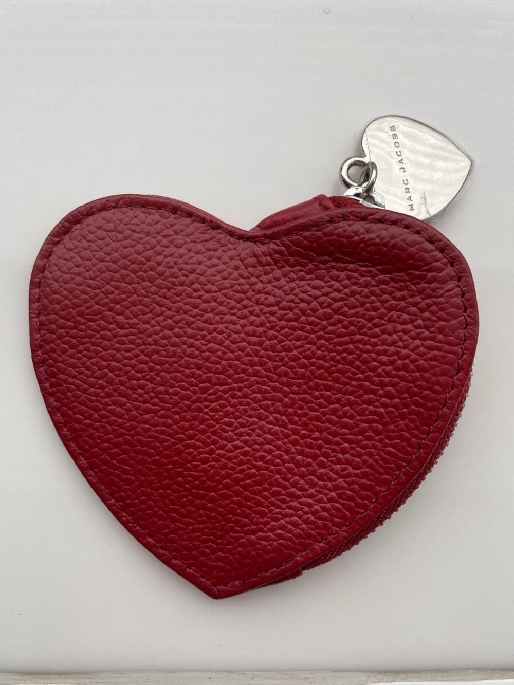 ✨ SUPER RARE Marc Jacobs Leather Heart Coin Purse ✨